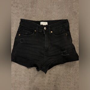 Black H&M jean shorts size 4